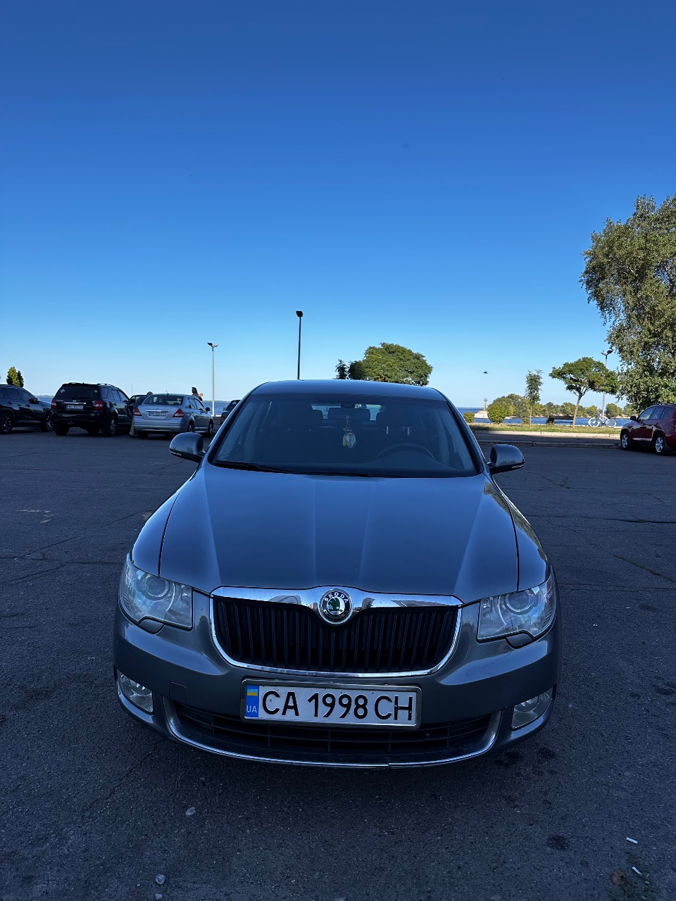 Skoda Superb - фото 1