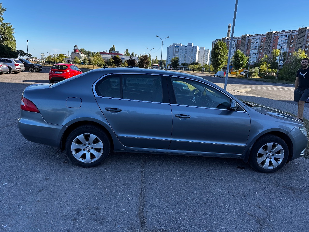 Skoda Superb - фото 4