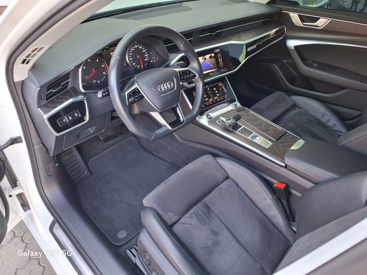 Audi A6 - фото 6