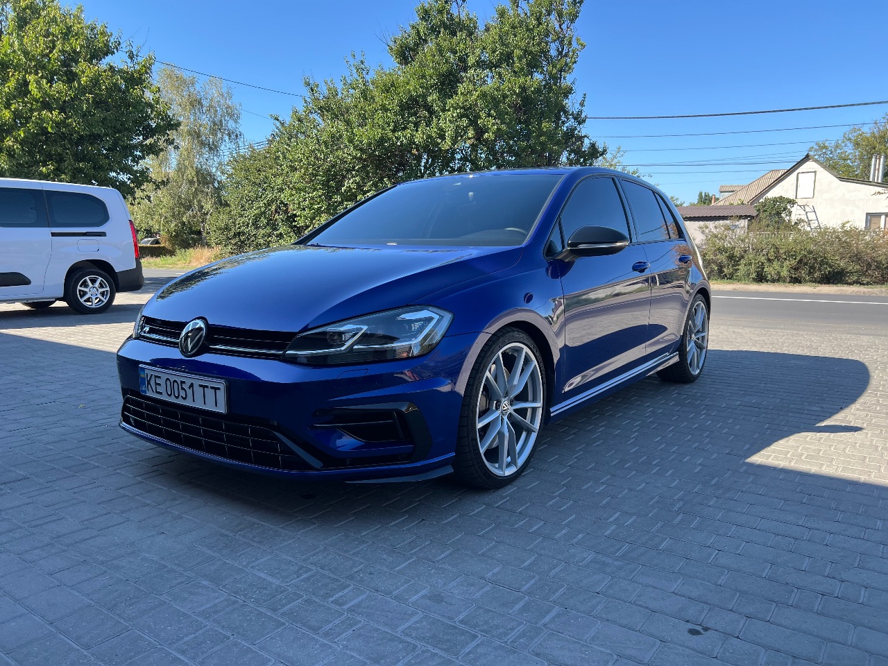 Volkswagen Golf R - фото 13