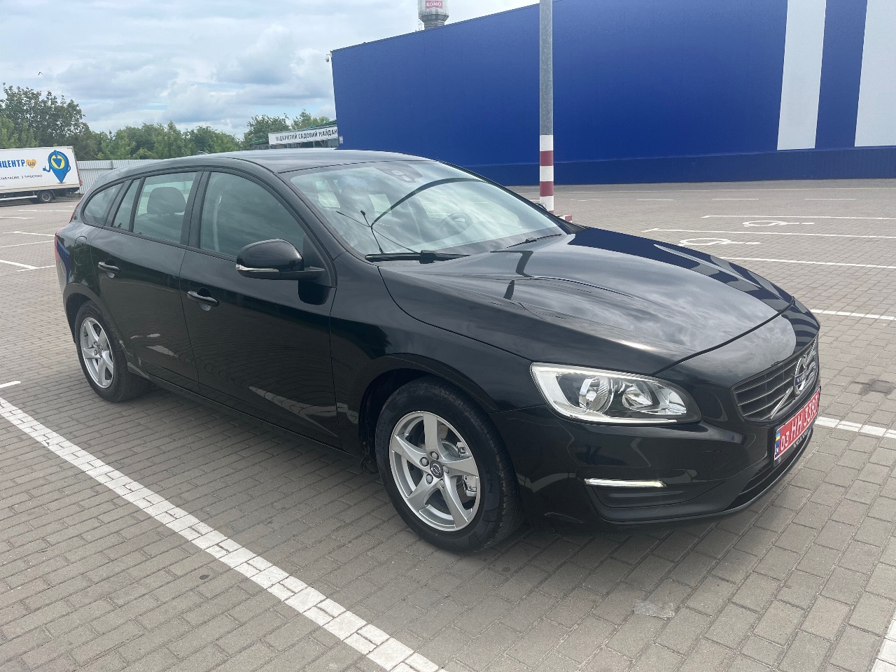 Volvo V60 - фото 5