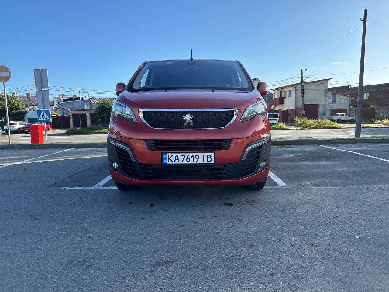 Peugeot Traveller - фото 1