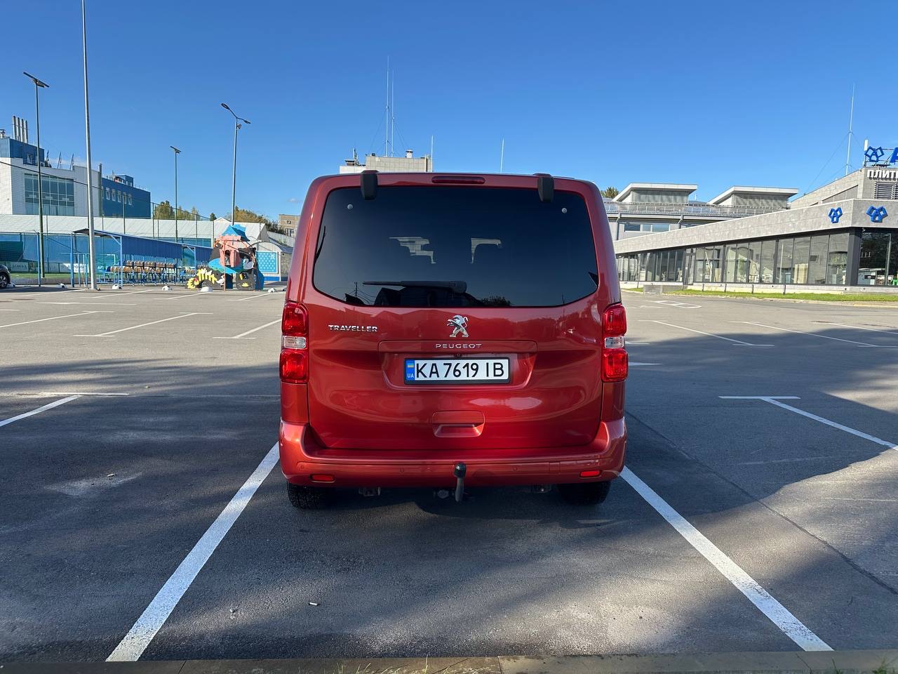 Peugeot Traveller - фото 4