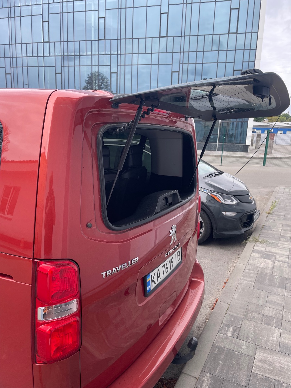 Peugeot Traveller - фото 17