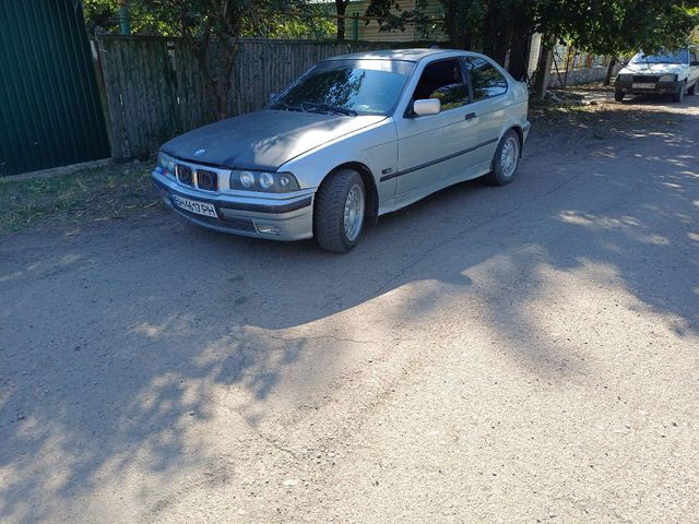 BMW 3 серії - зображення 1