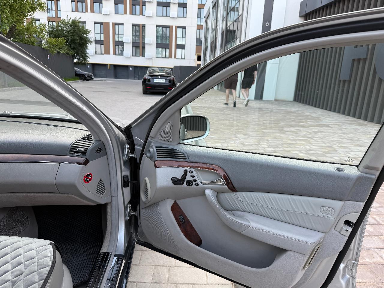 Mercedes-Benz S-Класс - фото 17