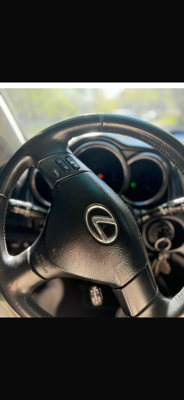 Lexus RX - фото 1