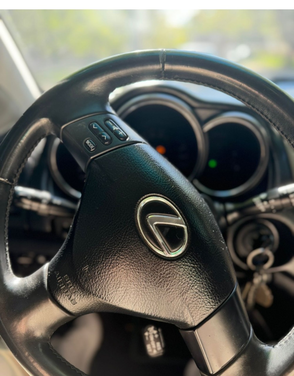 Lexus RX - фото 6