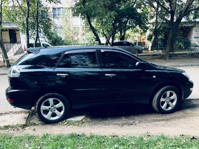 Lexus RX - фото 2