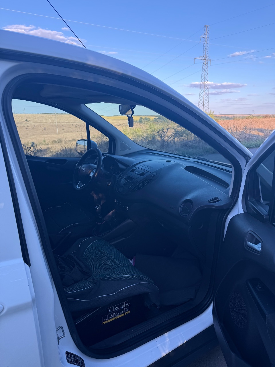 Ford Transit Connect - фото 17