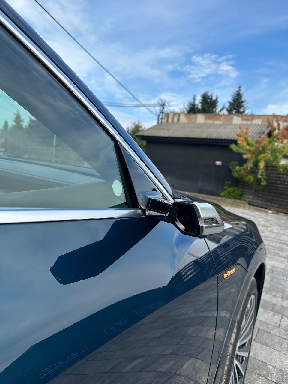 Audi e-tron - фото 30