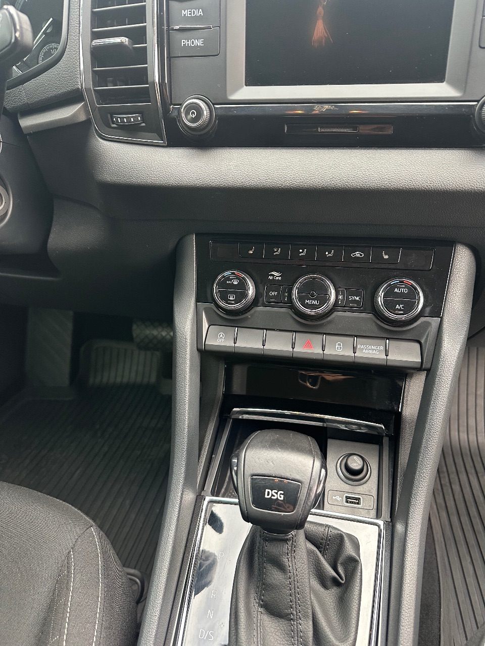 Skoda Karoq - фото 16