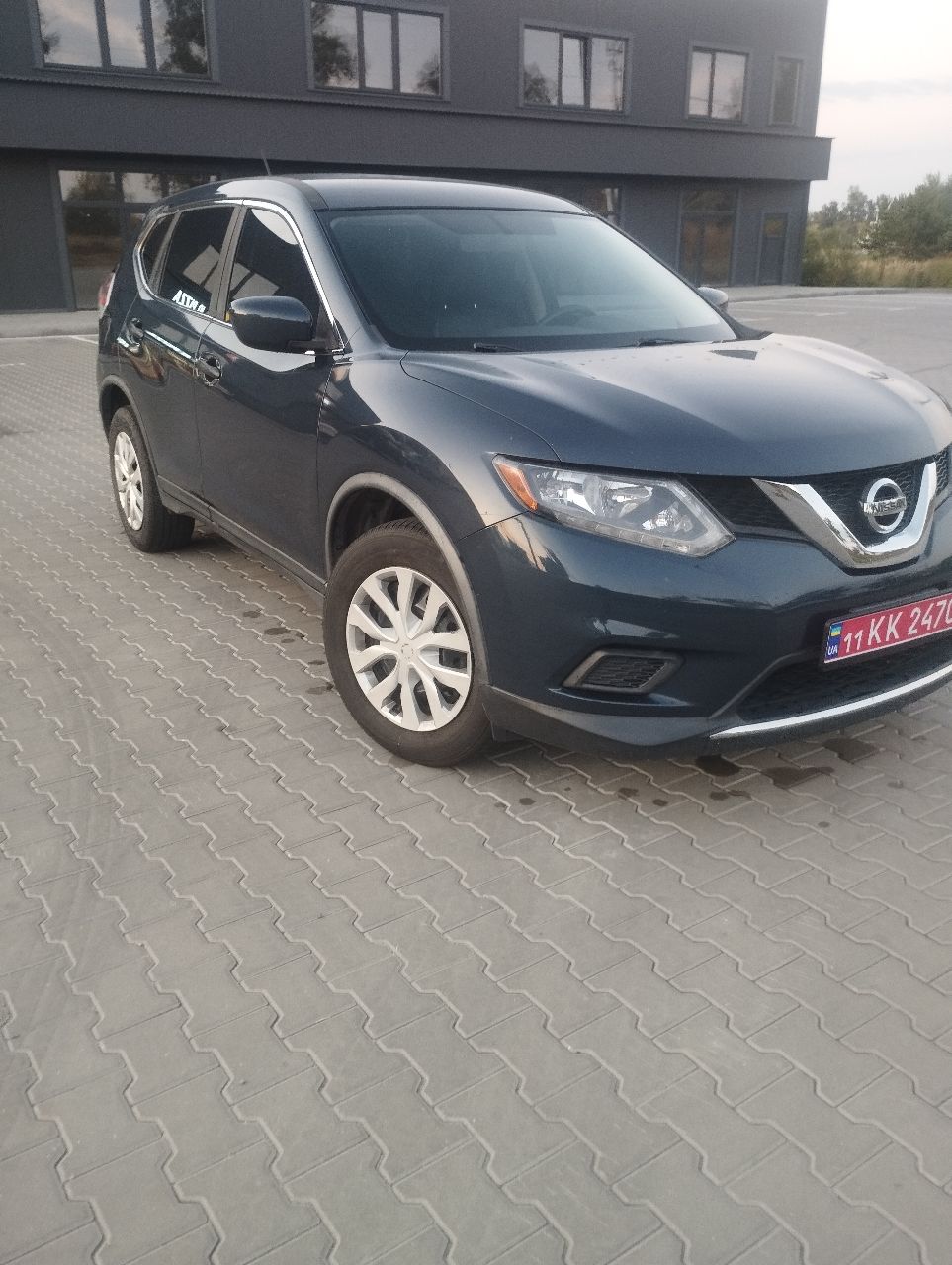 Nissan Rogue - фото 1