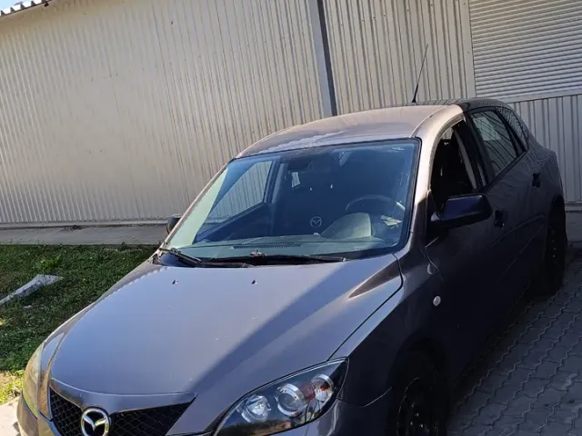 Mazda 3 - зображення 1