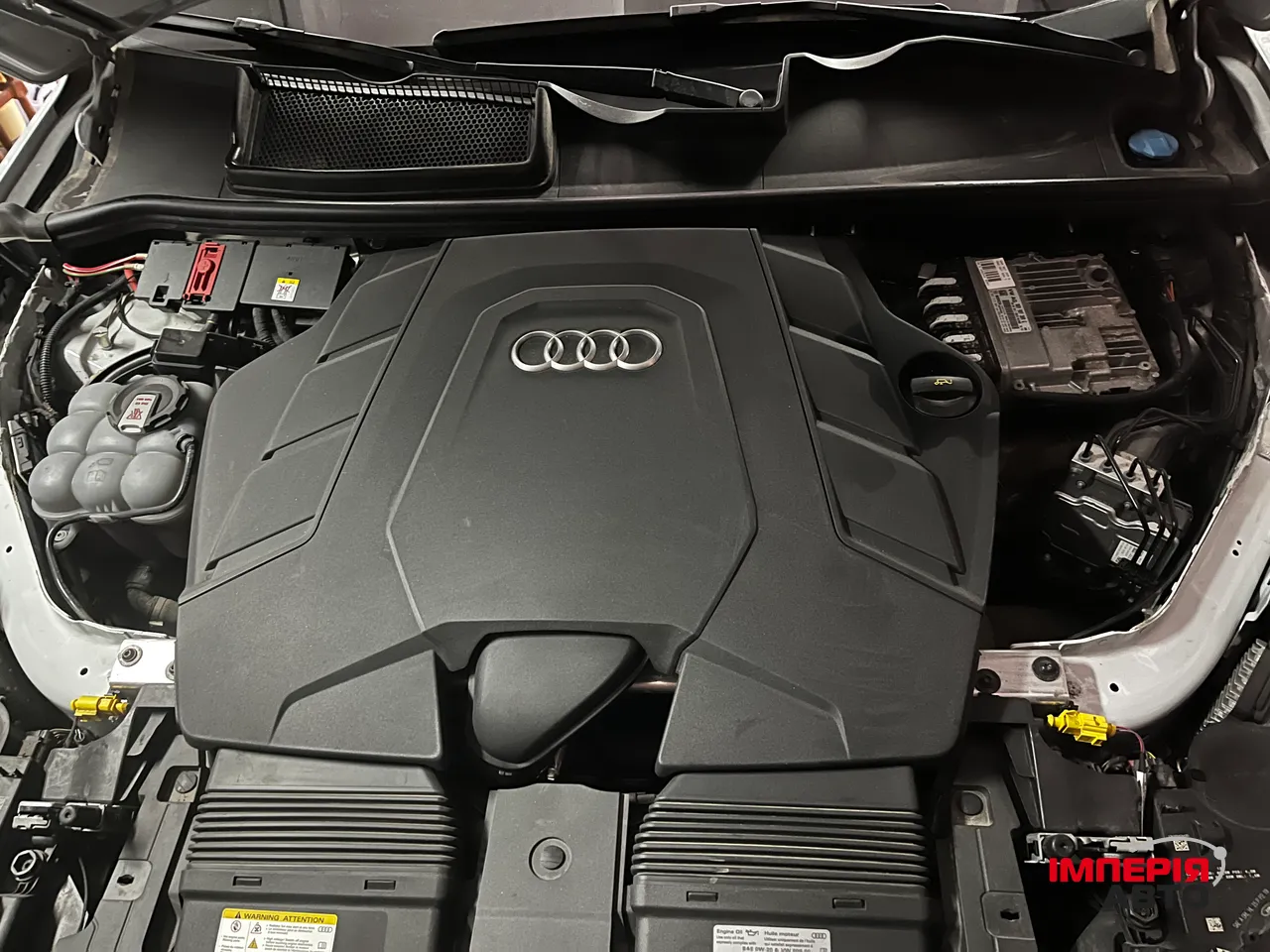 Audi Q7 - фото 15