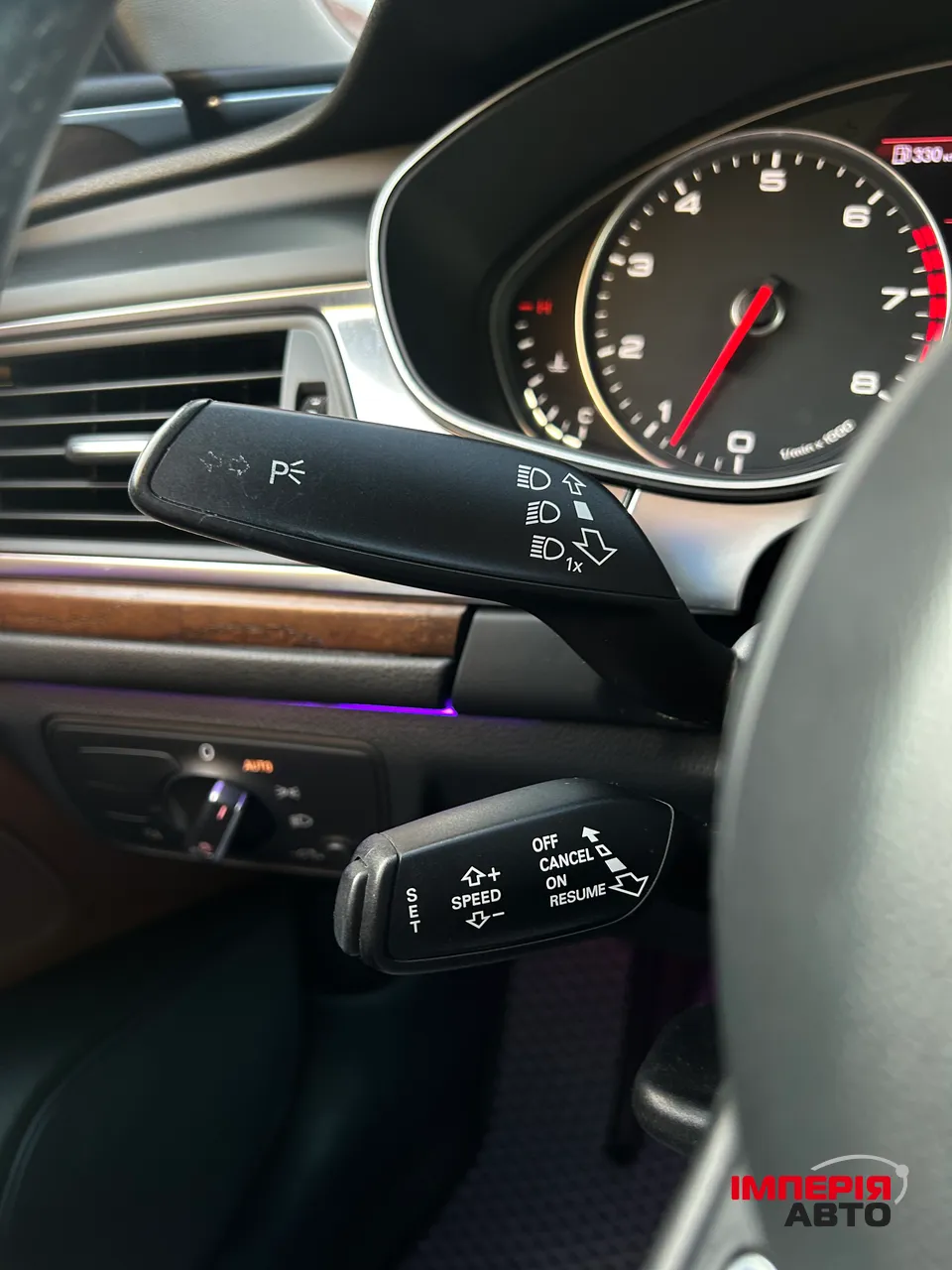 Audi A6 - фото 19