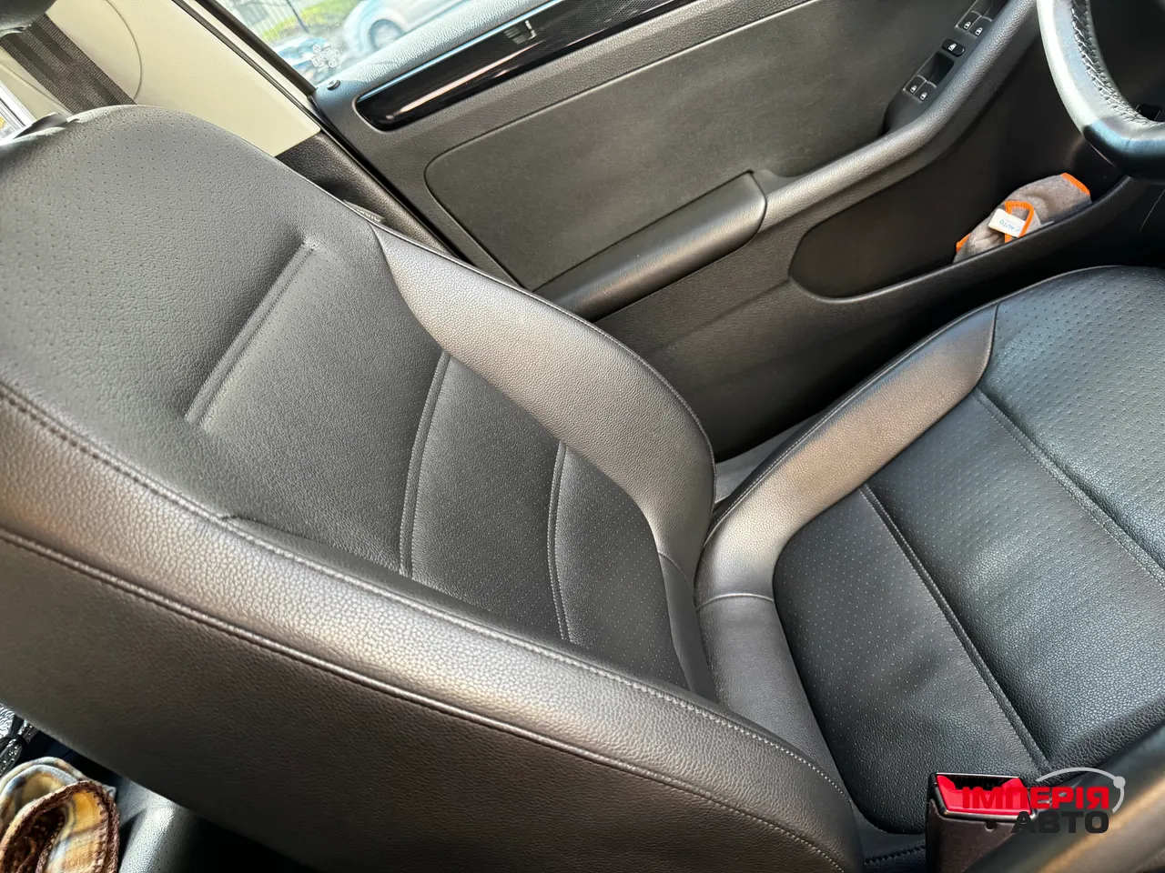 Volkswagen Jetta - фото 12