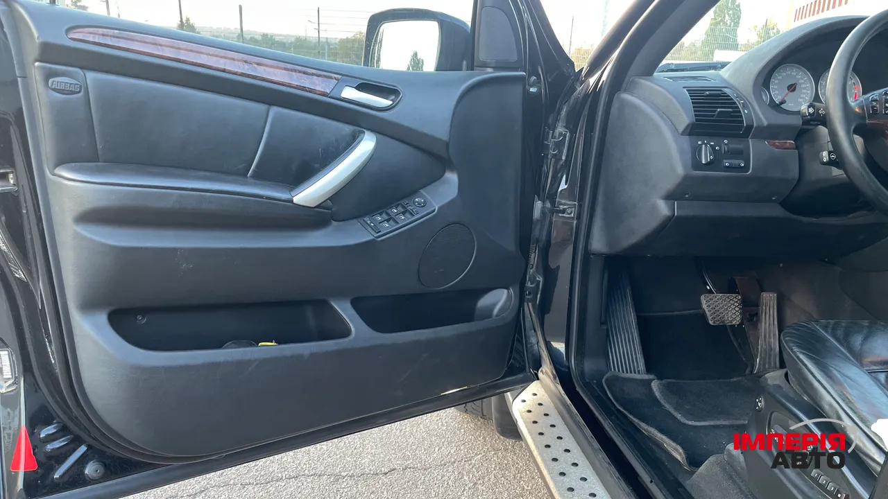 BMW X5 - фото 15