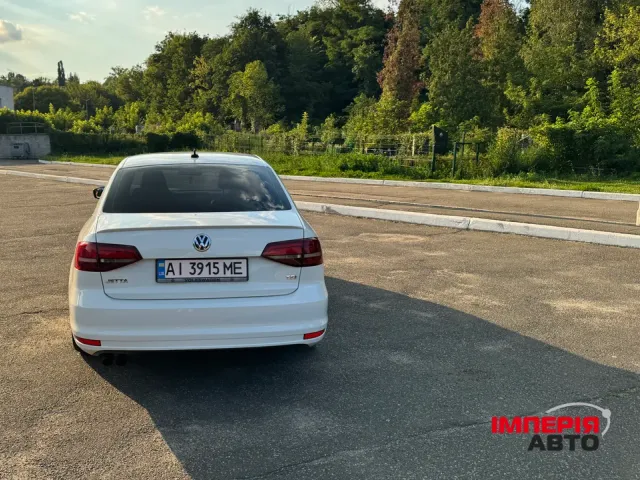 Volkswagen Jetta - зображення 4