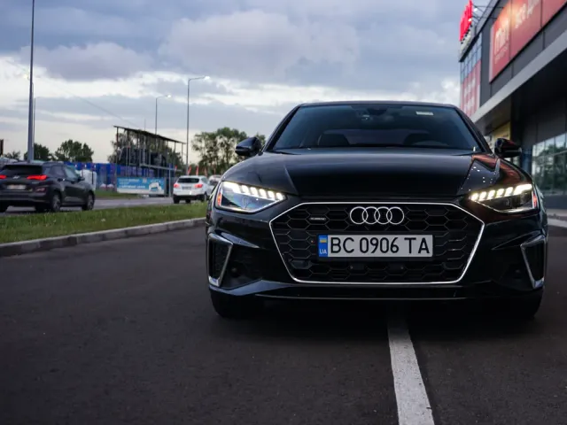 Audi A4 - зображення 1