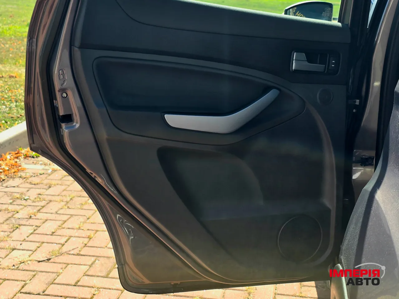 Ford Kuga - фото 24