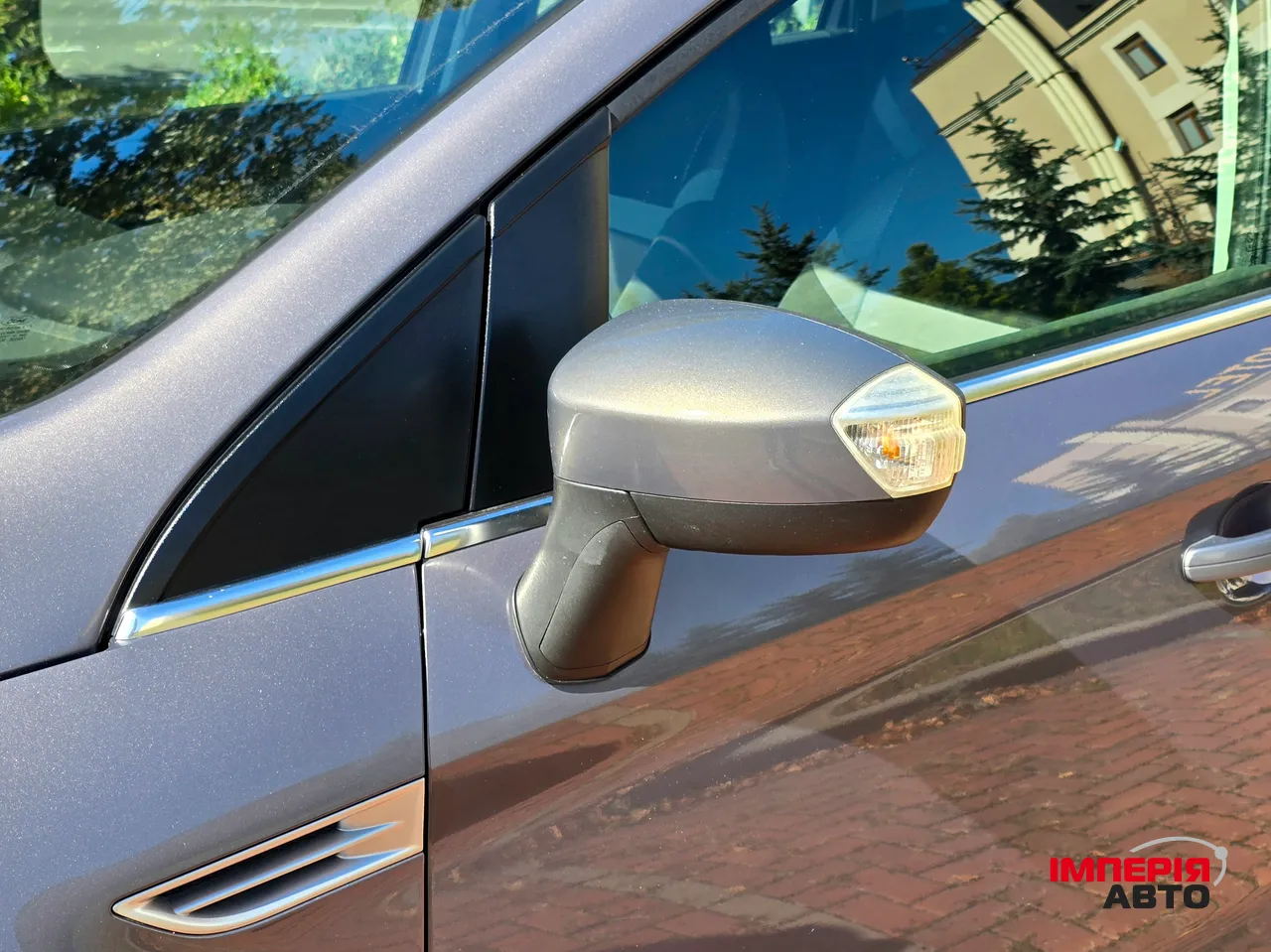 Ford Kuga - фото 6