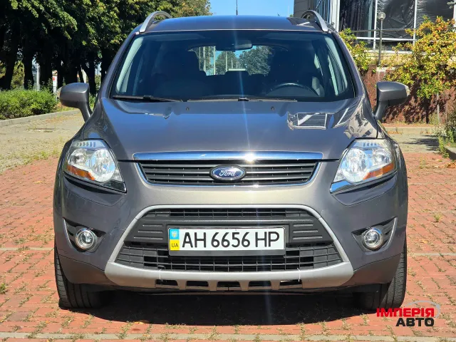 Ford Kuga - фото 3