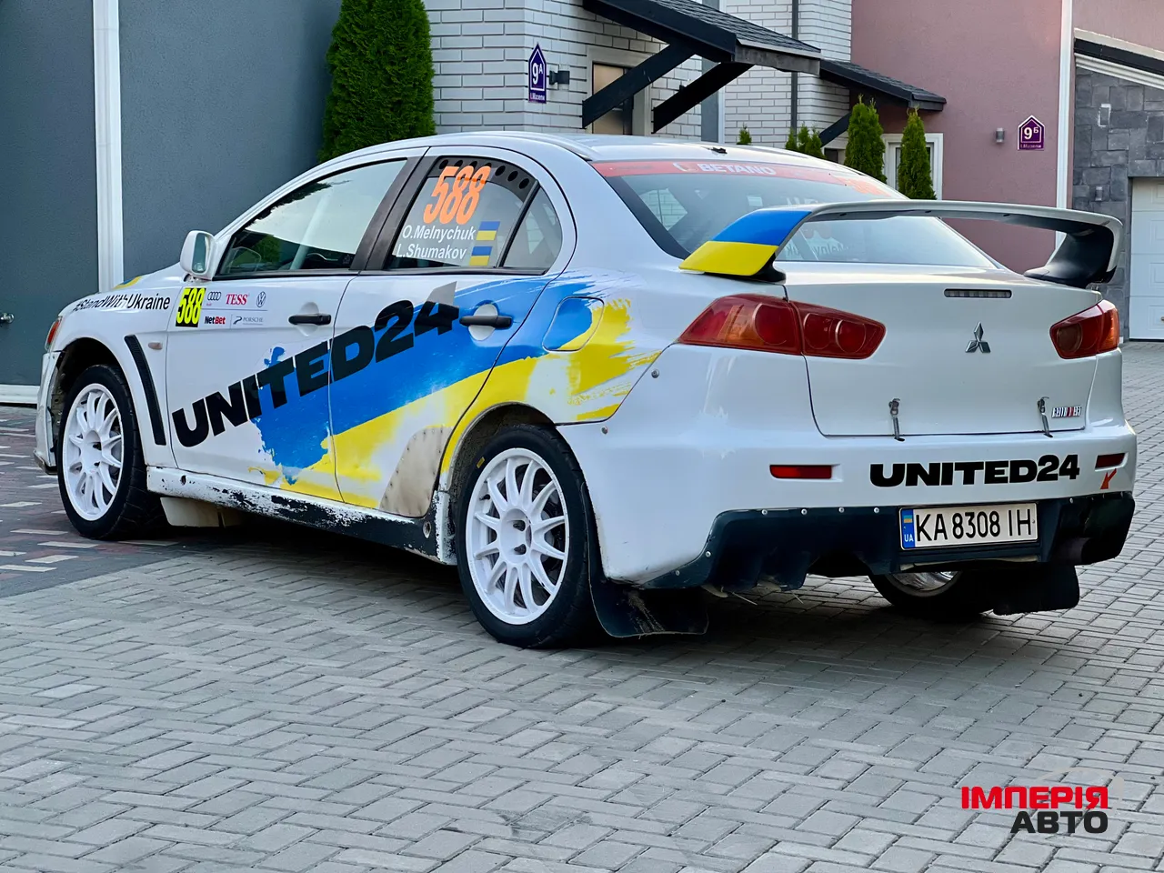 Mitsubishi Lancer Evolution - фото 7