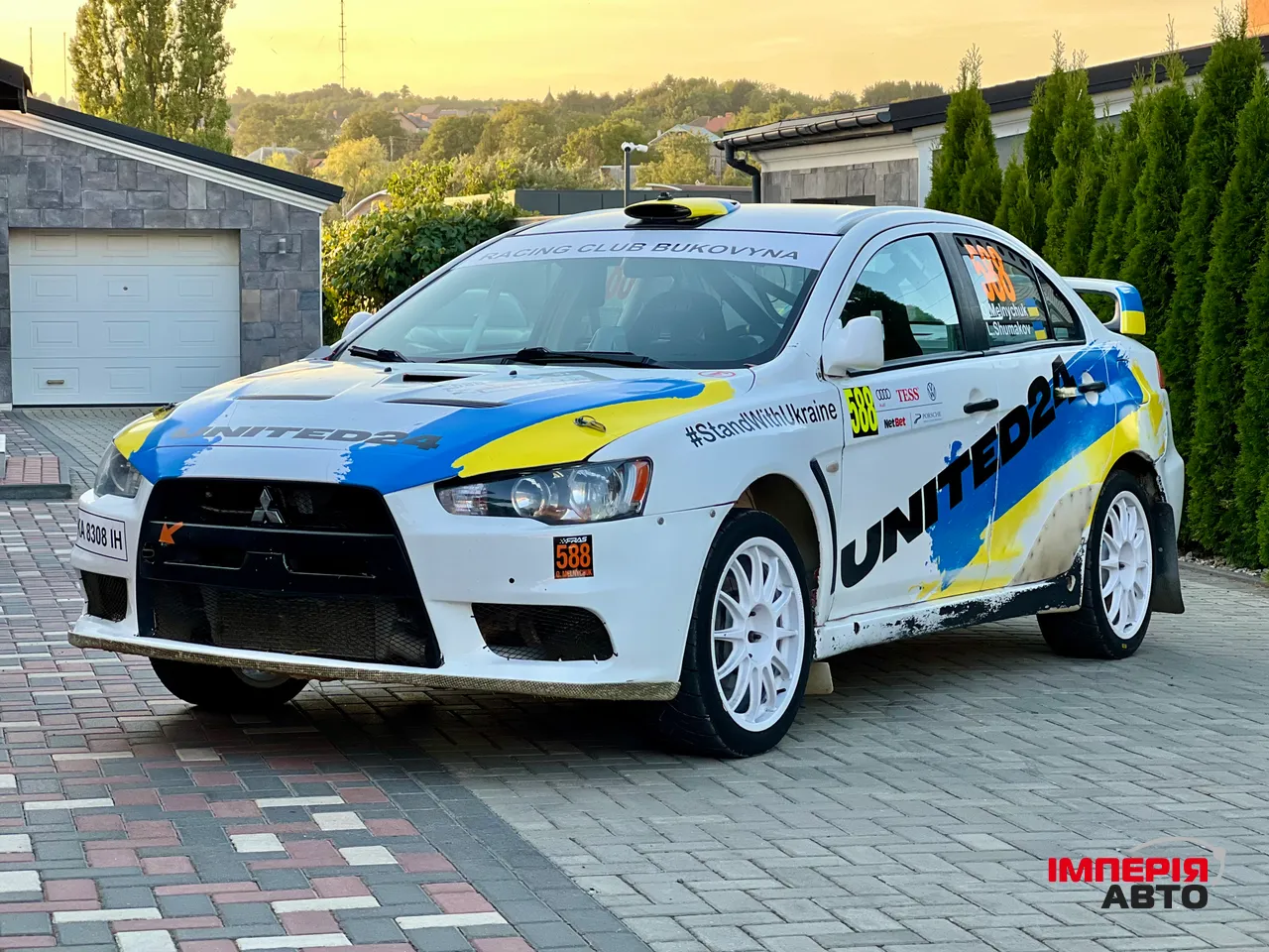 Mitsubishi Lancer Evolution - фото 2