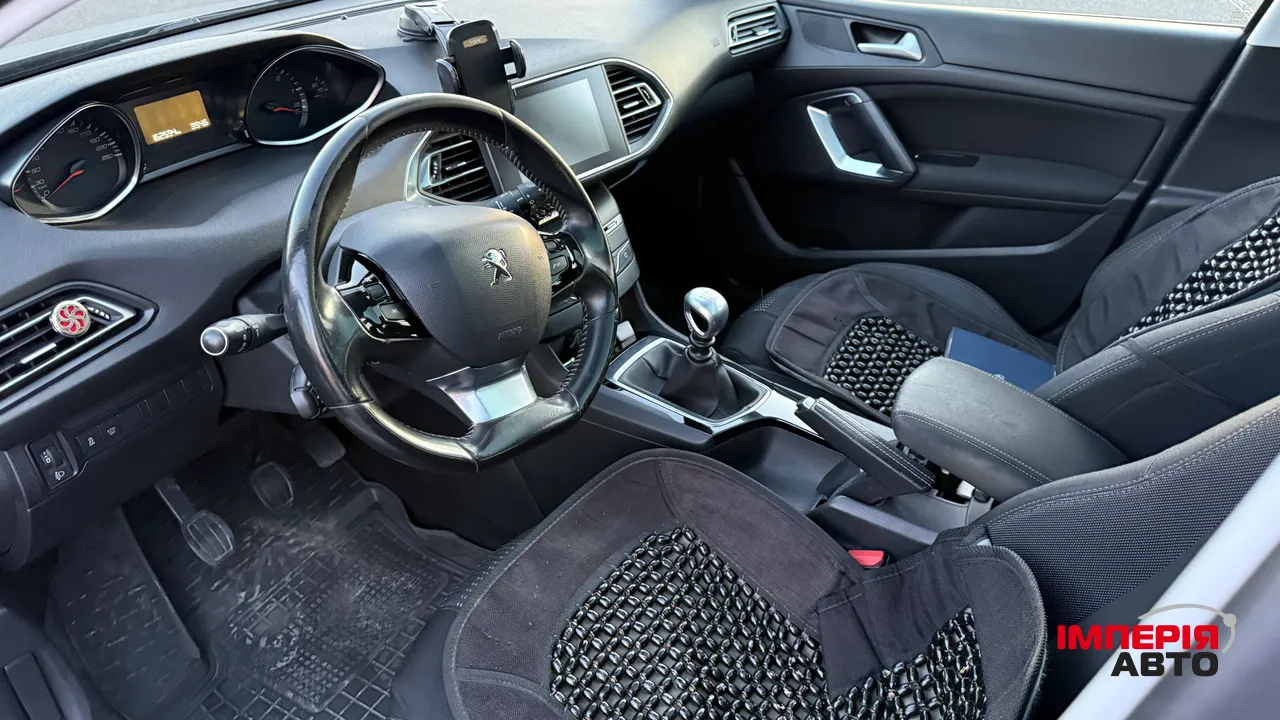 Peugeot 308 - фото 11