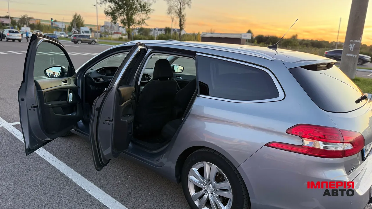 Peugeot 308 - фото 4