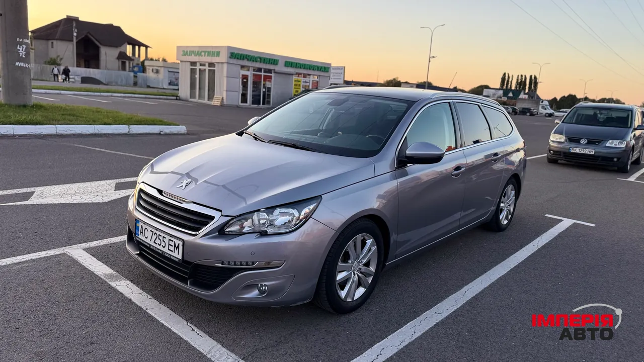 Peugeot 308 - фото 1