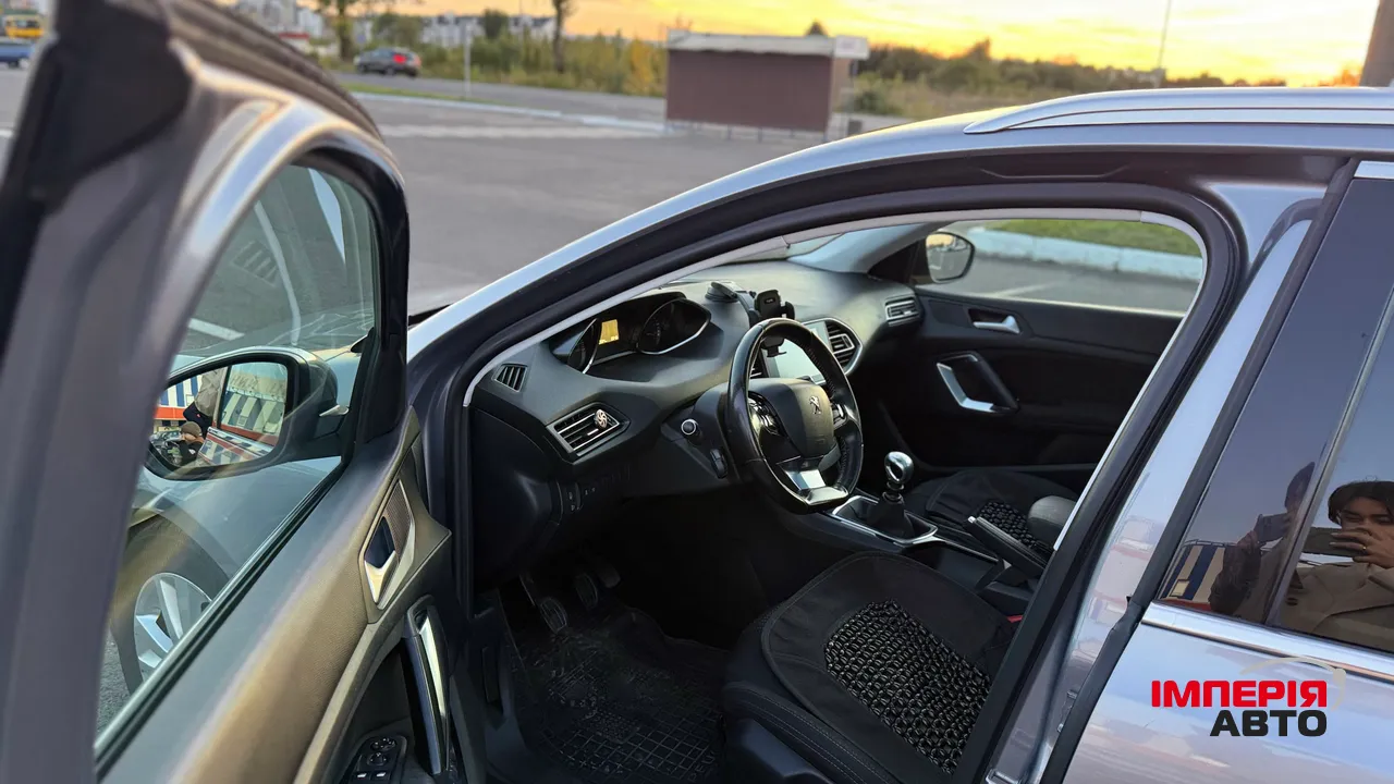 Peugeot 308 - фото 9