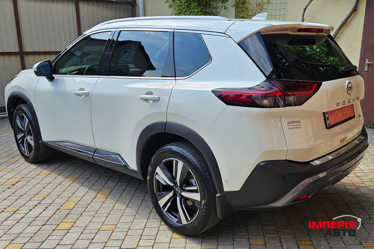 Nissan Rogue - фото 11