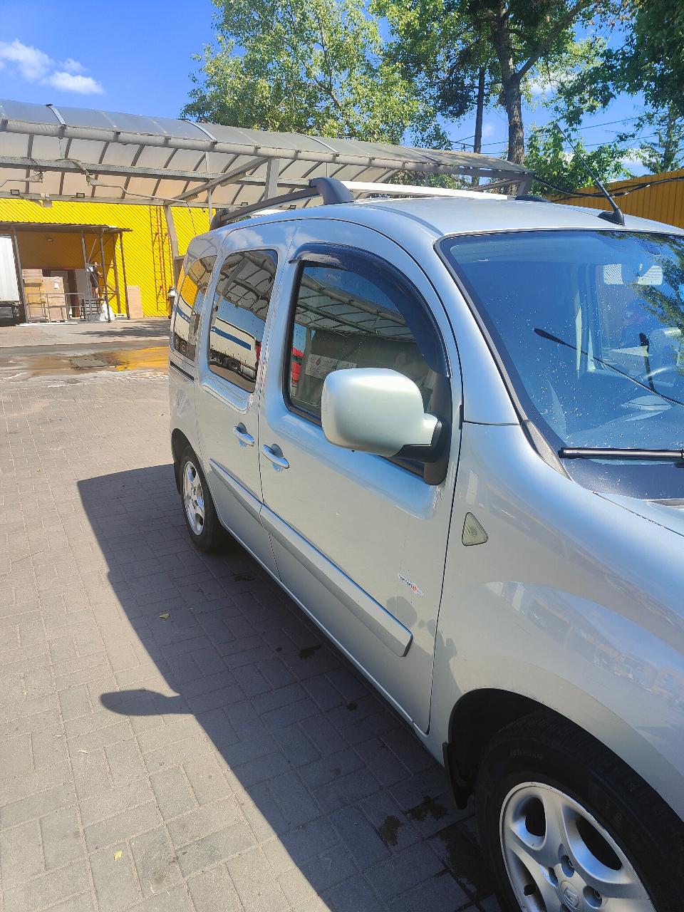 Renault Kangoo - фото 8