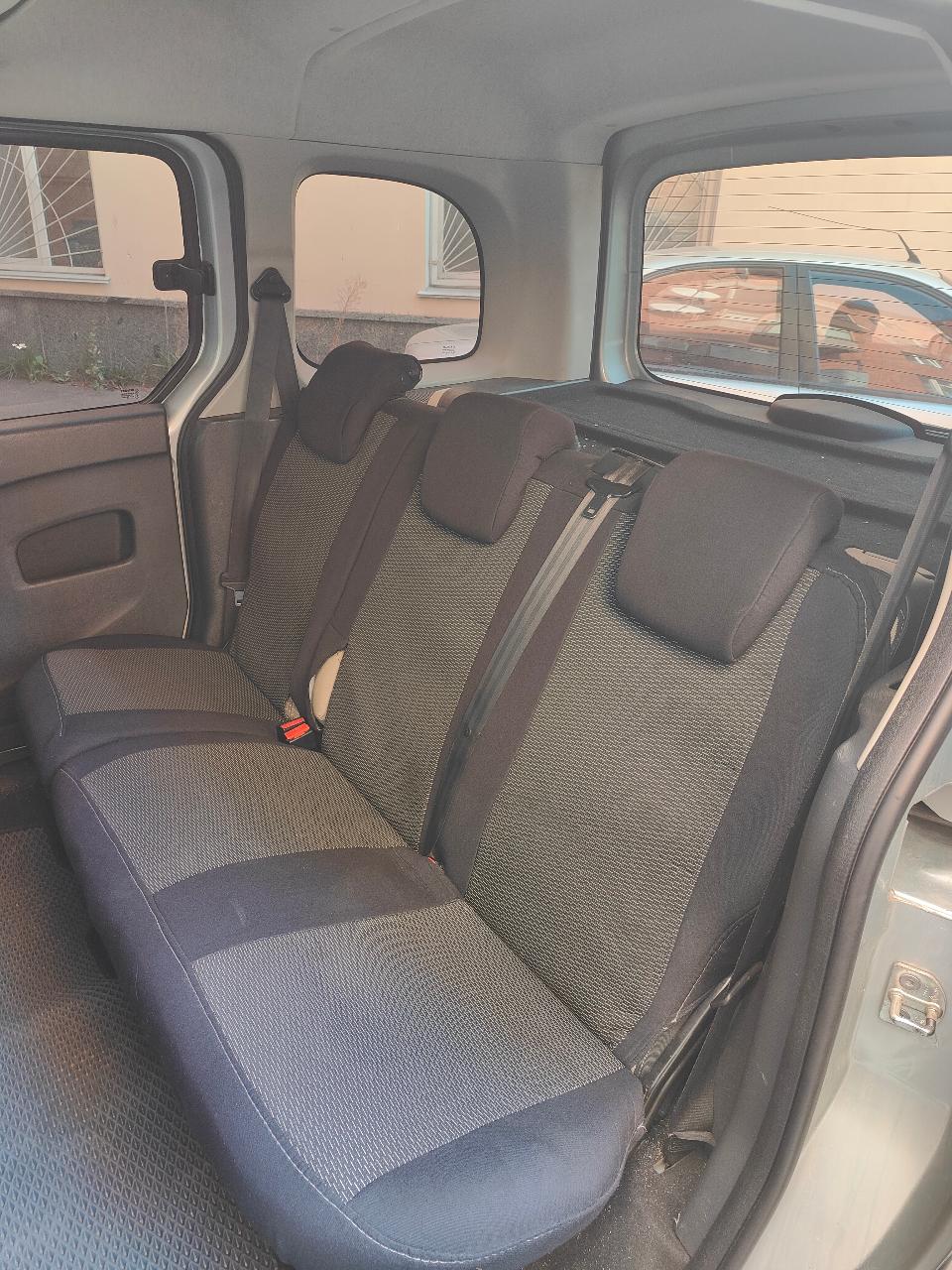 Renault Kangoo - фото 15