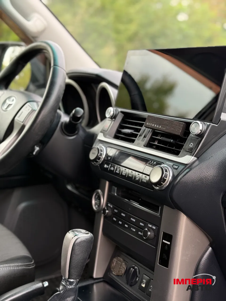 Toyota Land Cruiser Prado - фото 18