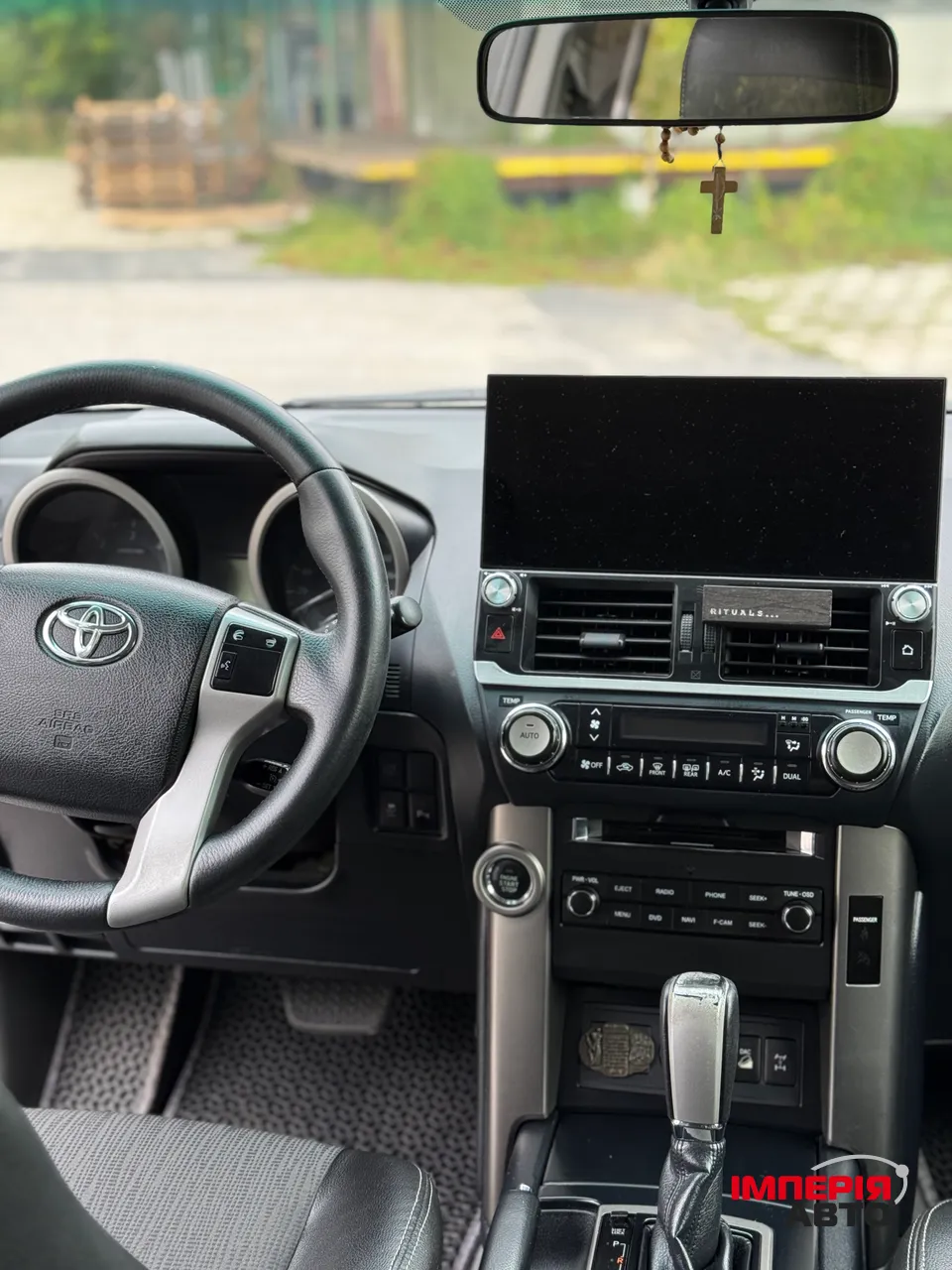 Toyota Land Cruiser Prado - фото 16