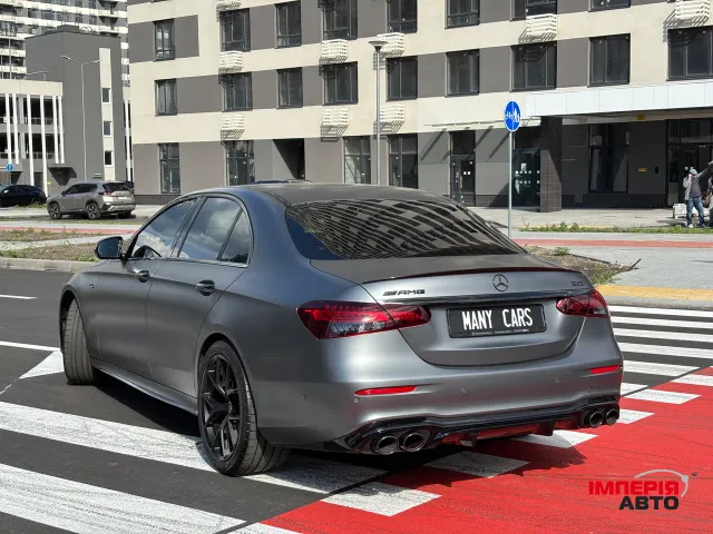 Mercedes-Benz E-Класс AMG - зображення 3