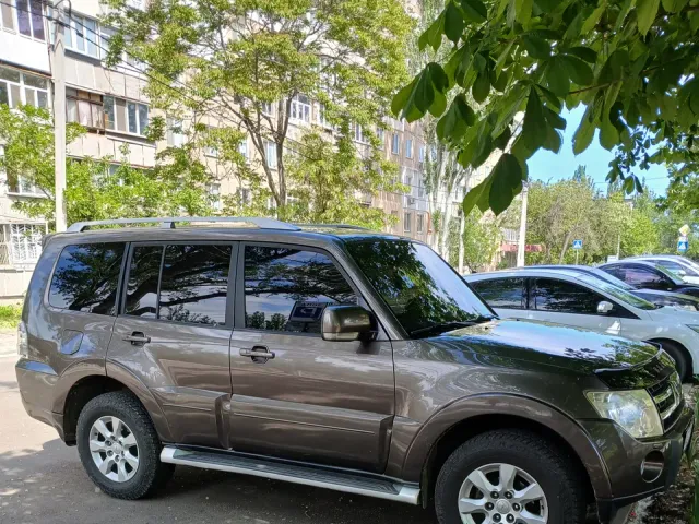 Mitsubishi Pajero - зображення 2