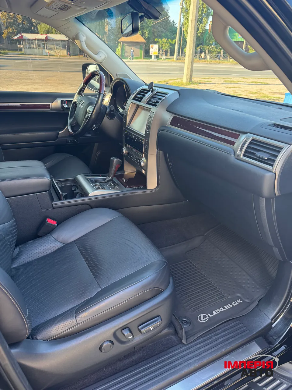 Lexus GX - фото 20