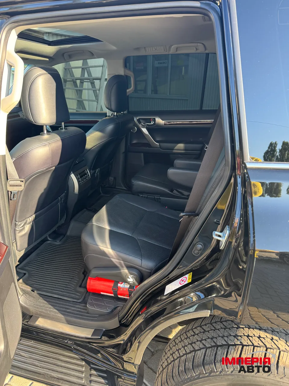 Lexus GX - фото 11