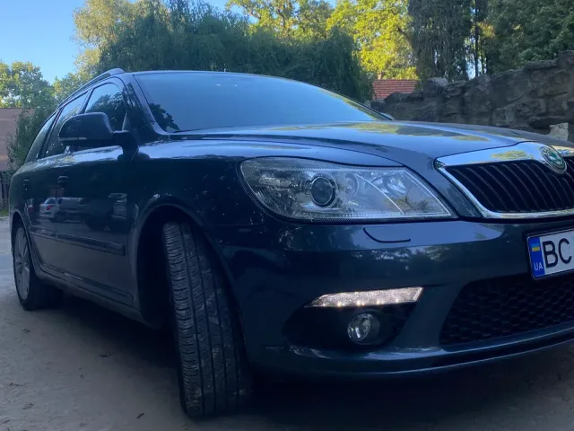Skoda Octavia RS - фото 3