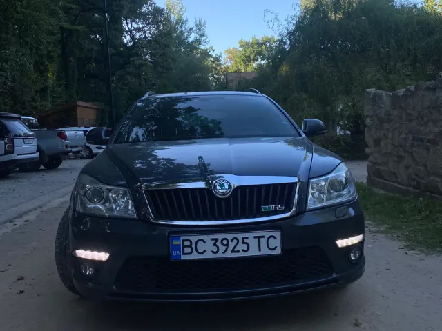 Skoda Octavia RS - фото 5