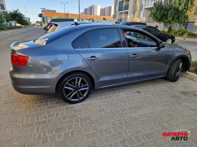 Volkswagen Jetta - зображення 2