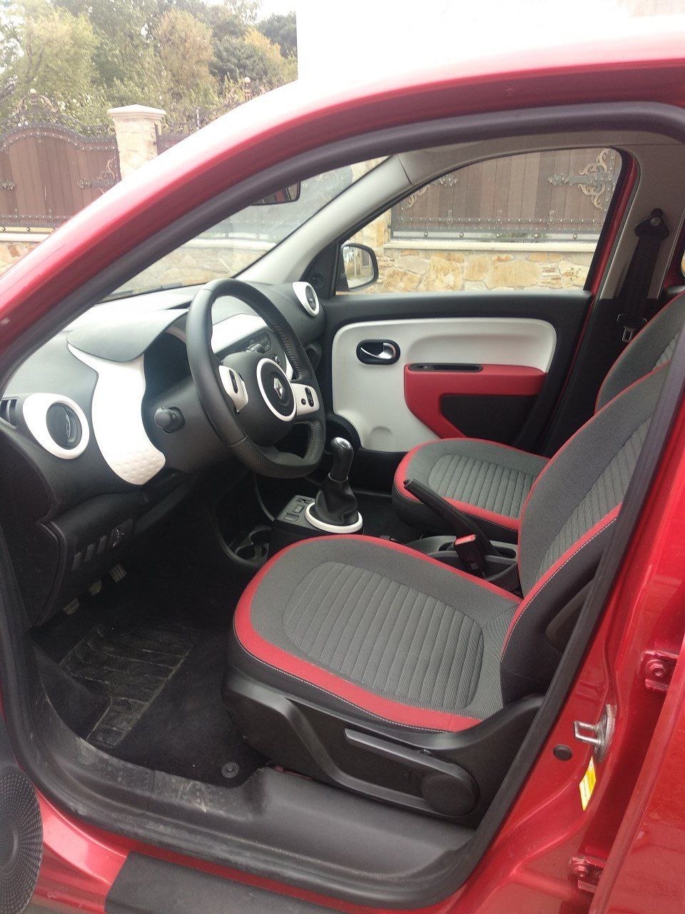Renault Twingo - фото 8