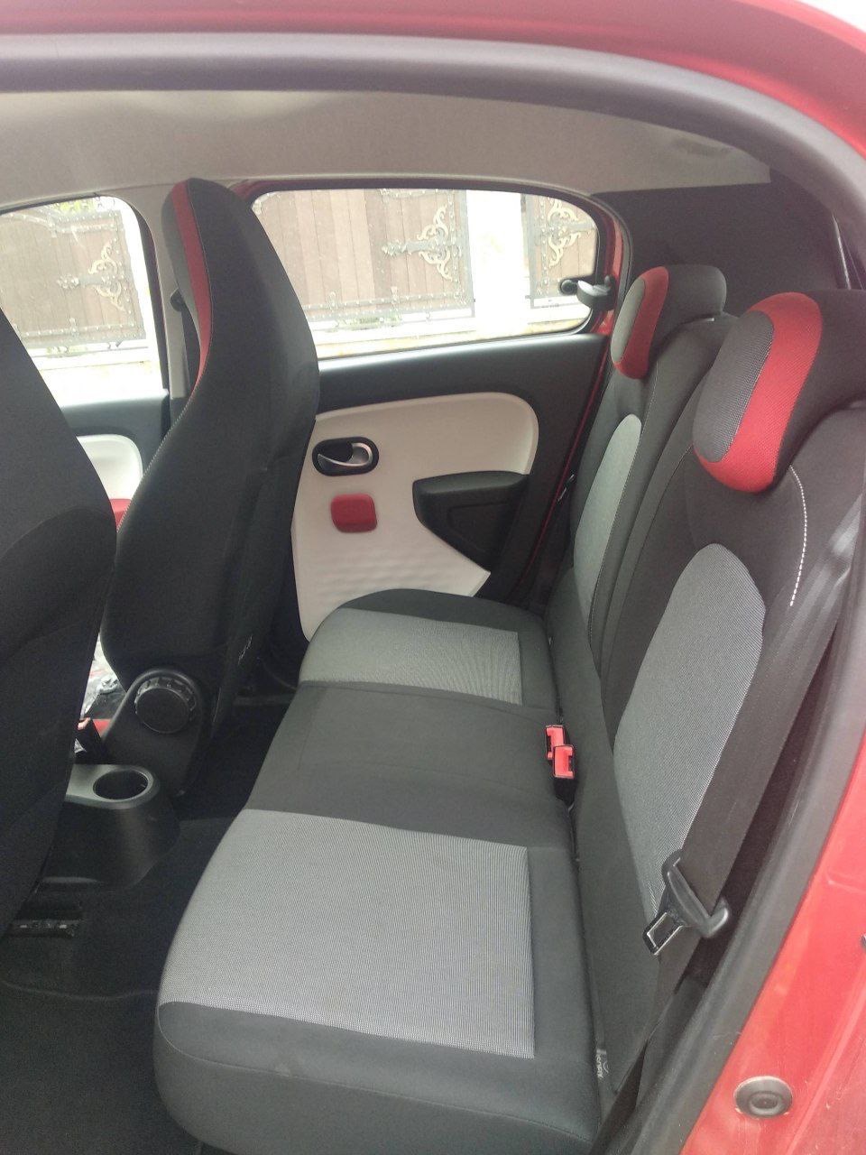 Renault Twingo - фото 1