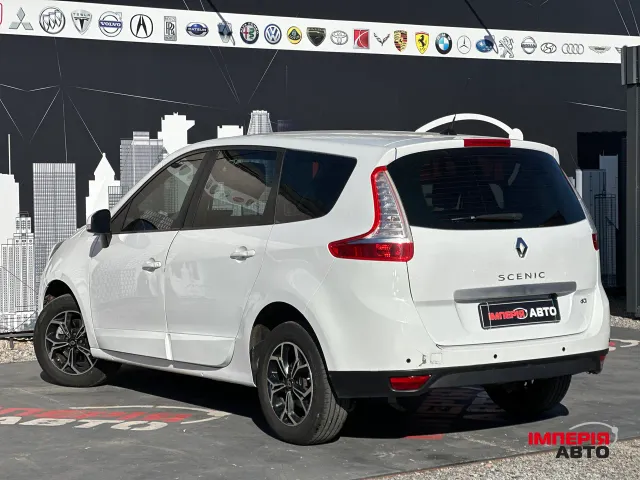 Renault Megane - фото 5