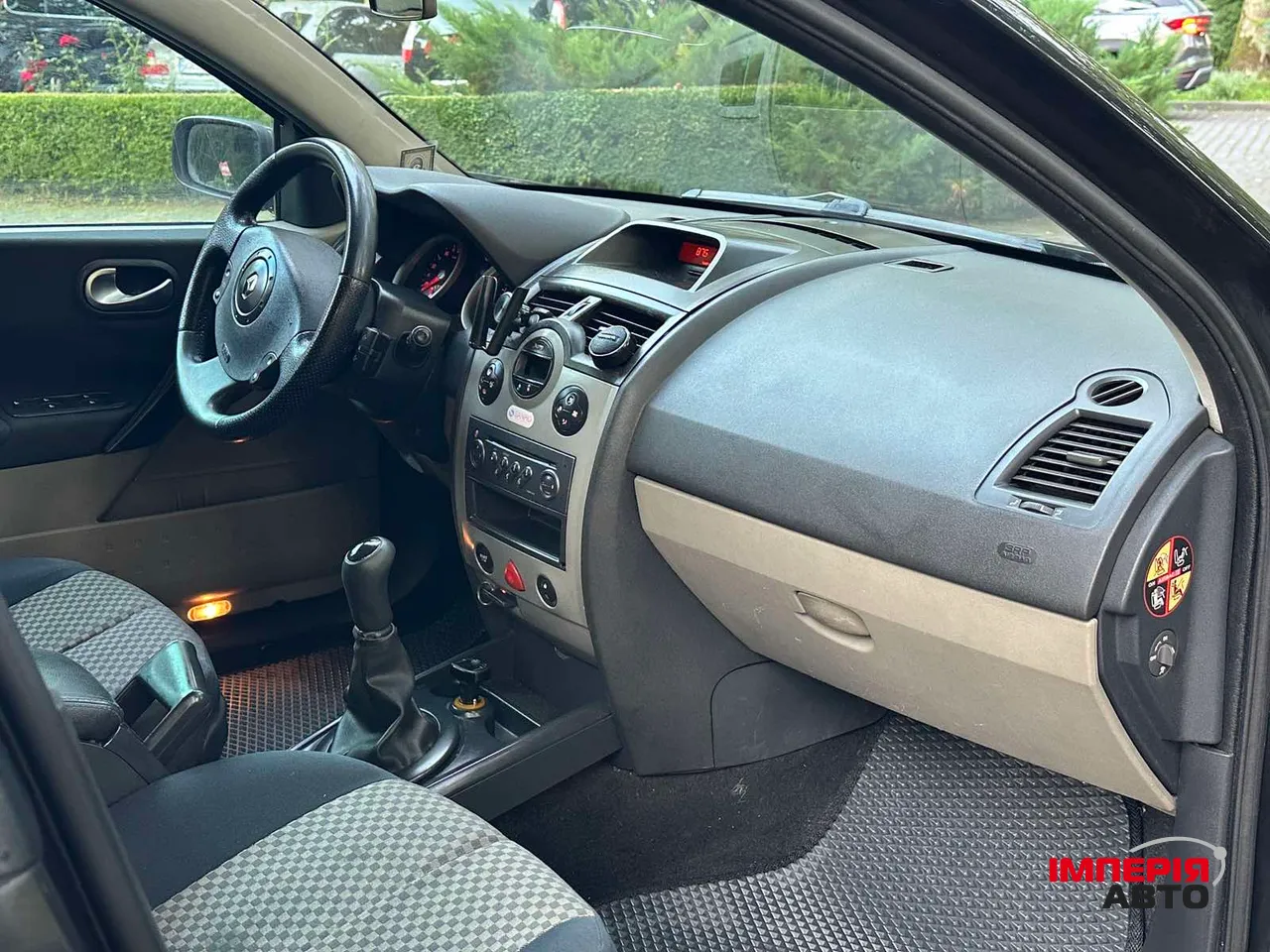 Renault Megane - фото 18