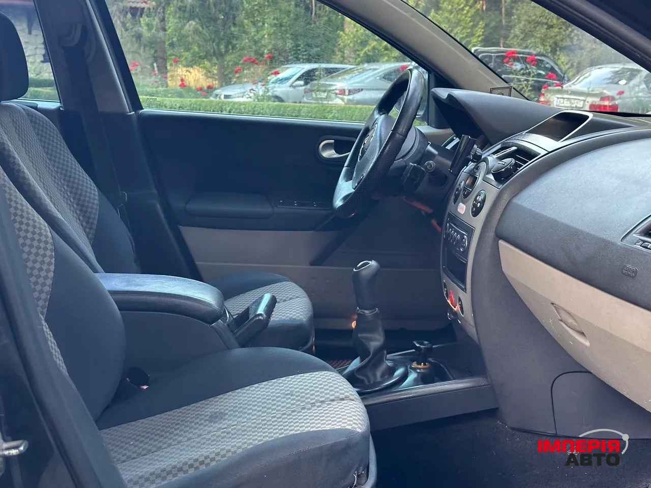 Renault Megane - фото 17